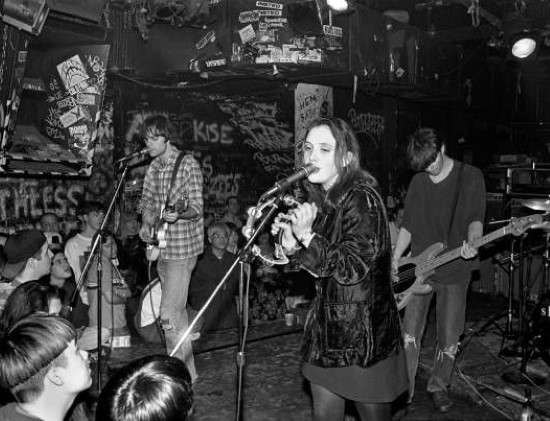 https://www.univerzitetskiodjek.com/kultura/muzika/isto-osecanje-drugacije-poimanje-sudbina-benda-slowdive